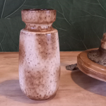 Vintage Vaas W. Germany in creme en bruine tinten